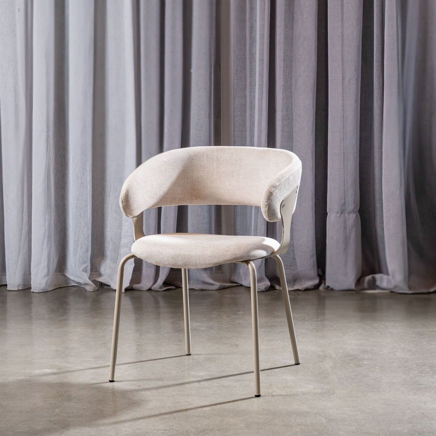 Carmelle Modern Scandinavian Chenille Fabric Dining Chairs With Arms | Latte