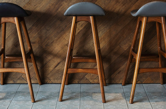 The Versatility of Wooden Bar Stools in Interior Design
