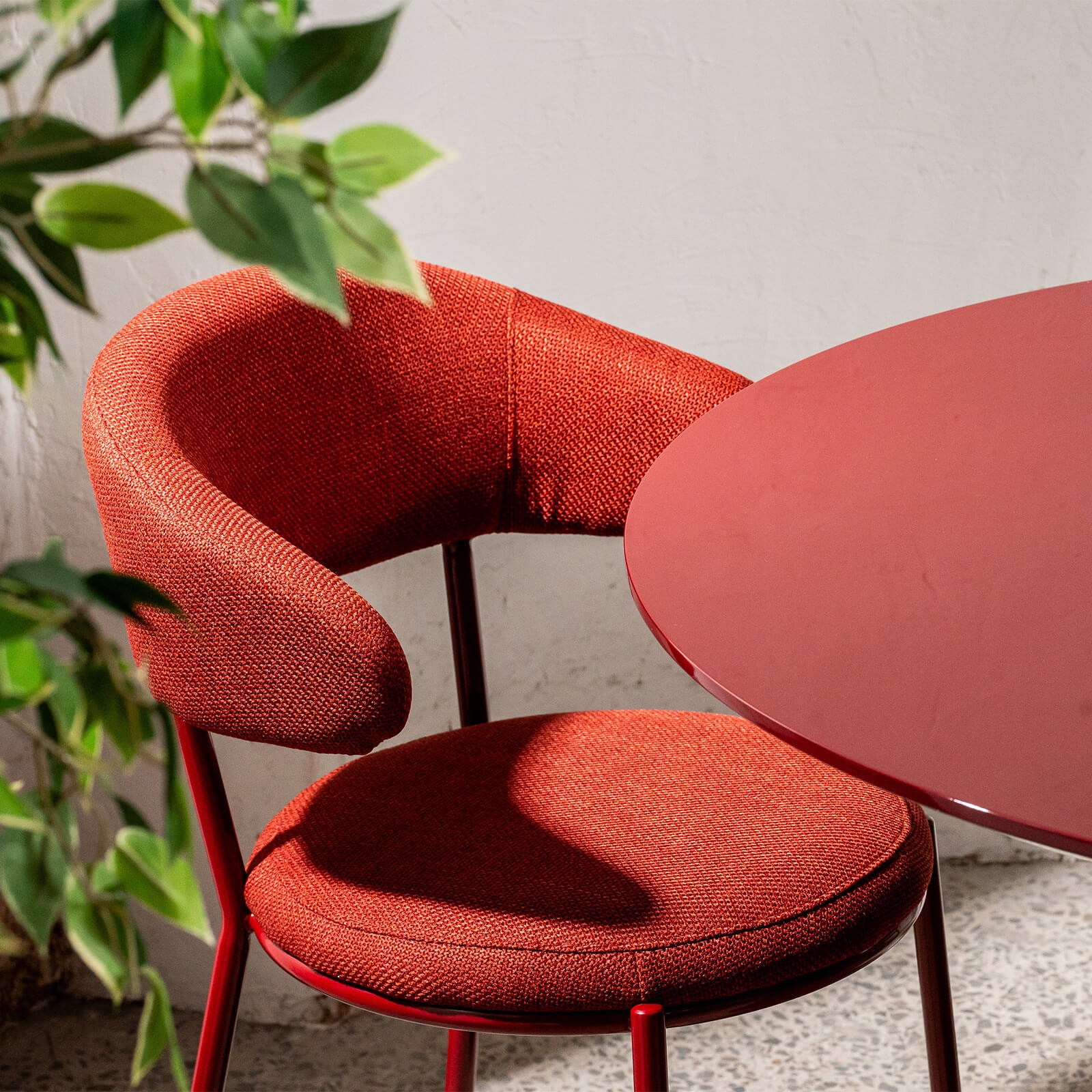 Bancroft | Modern Wooden 4 Seater 120cm Round Table | Wine
