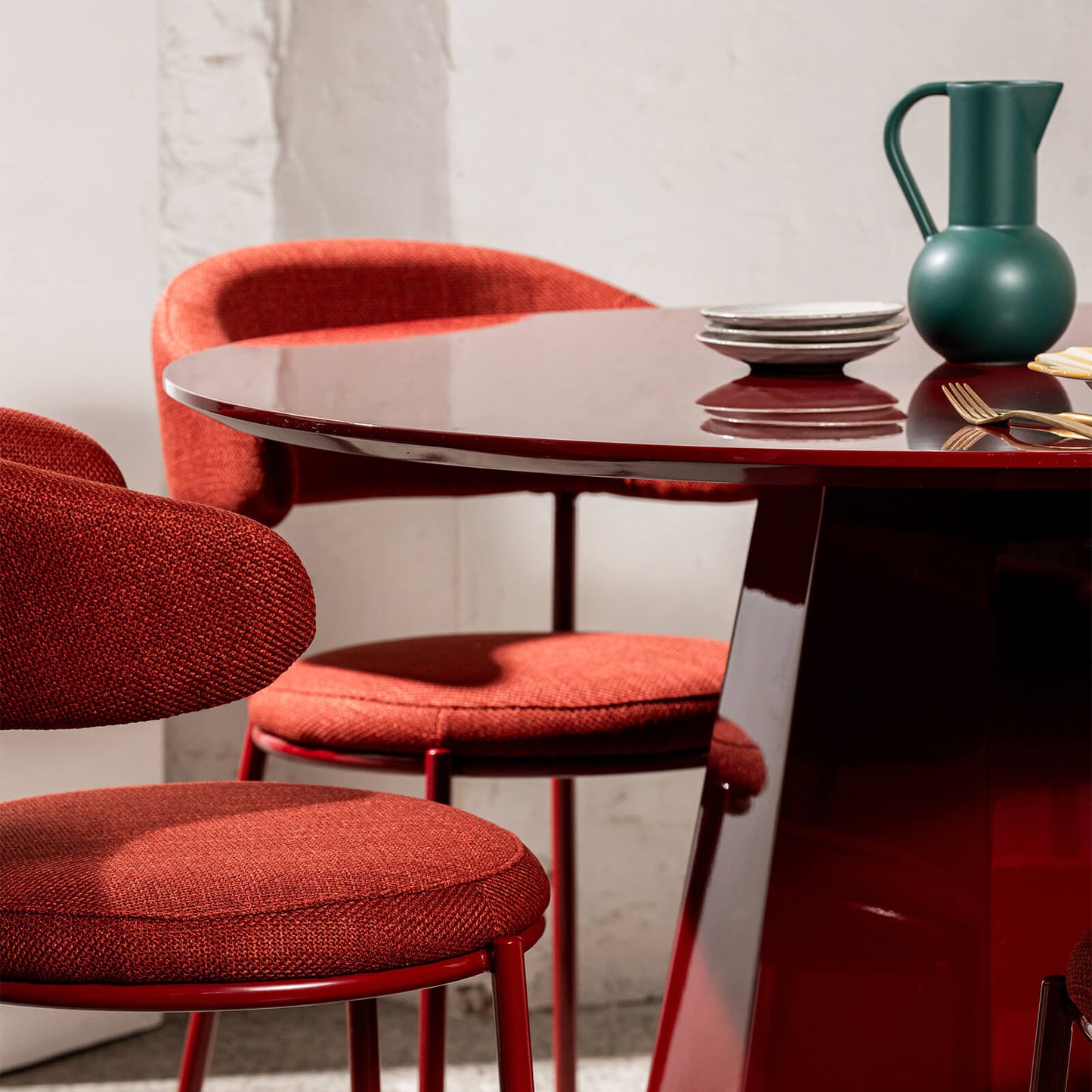 Bancroft | Modern Wooden 4 Seater 120cm Round Table | Wine