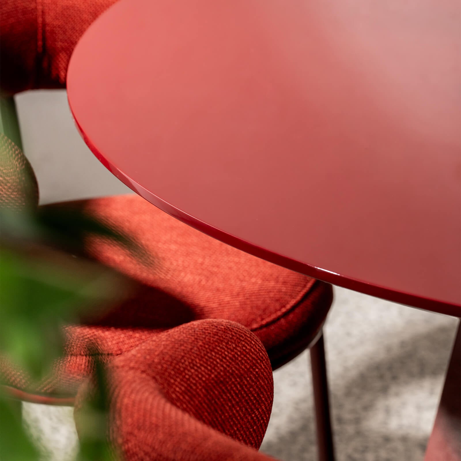Bancroft | Modern Wooden 4 Seater 120cm Round Table | Wine