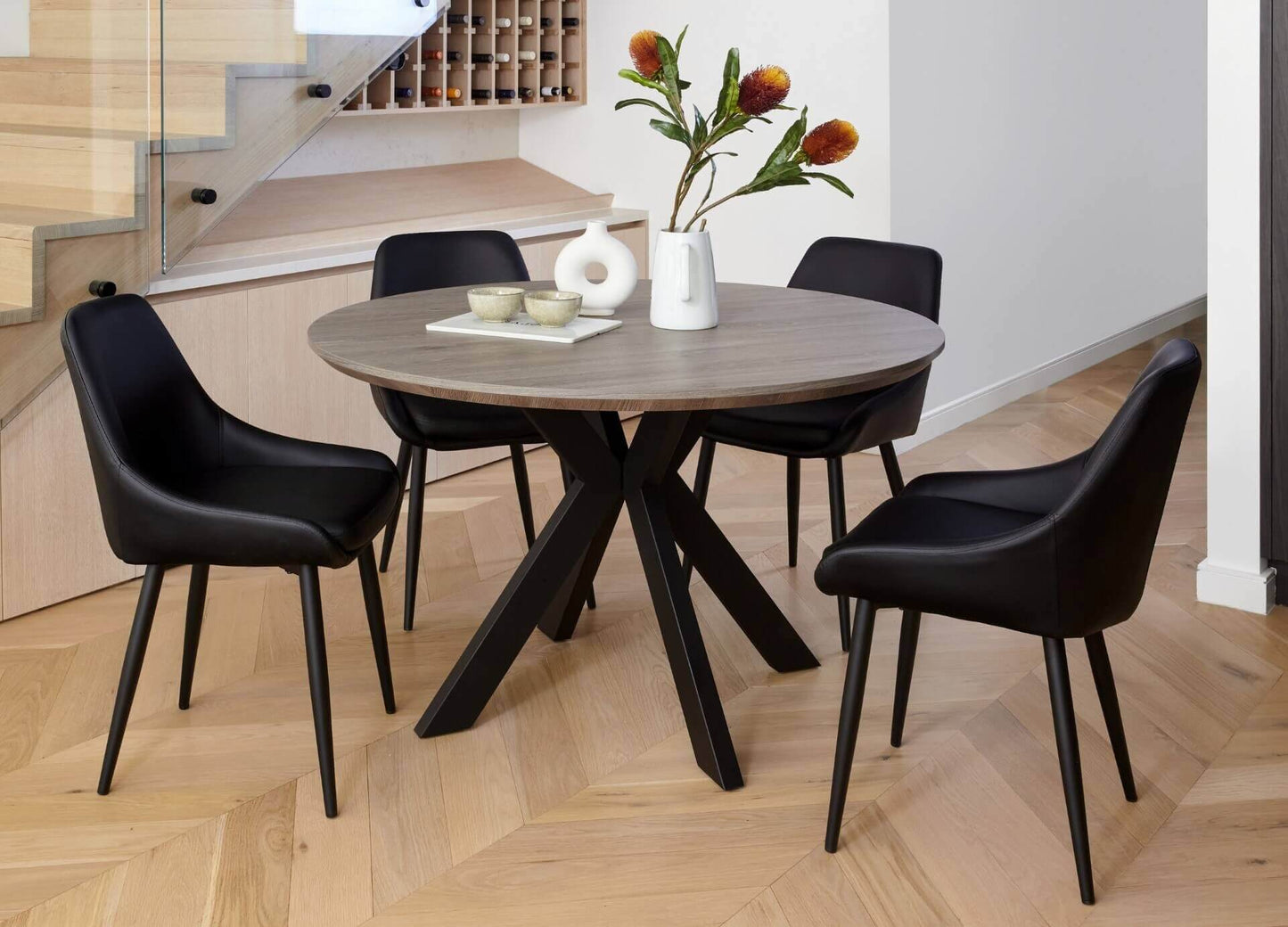 Herberton | Metal Wooden 6 Seater Round Dining Table