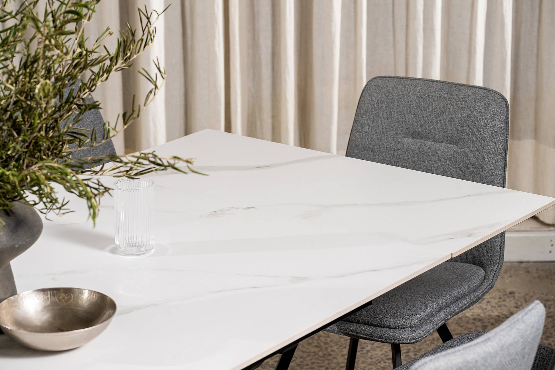 Regency | Contemporary Grey White Ceramic 6 - 8 Extension Dining Table | White